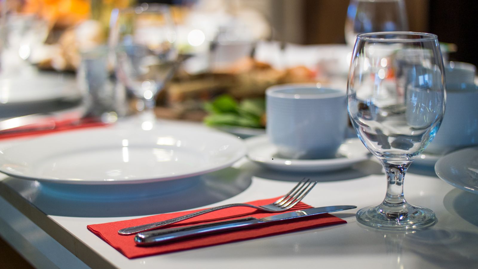 banner restaurant yan